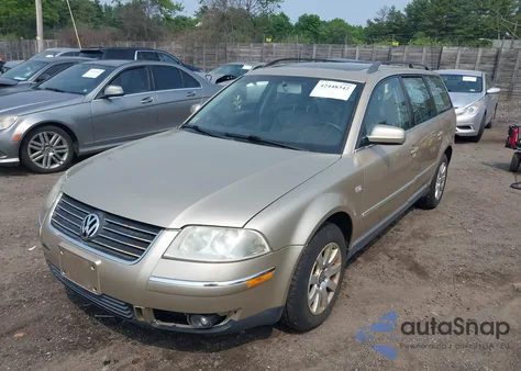 2001 Volkswagen Passat Gls from USA, damaged, VIN WVWVD63B61E177862